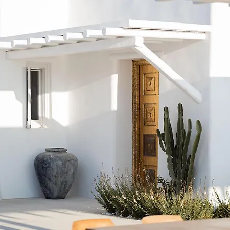 Santa Esmeralda Mykonos * Agios Ioannis Diakoftis