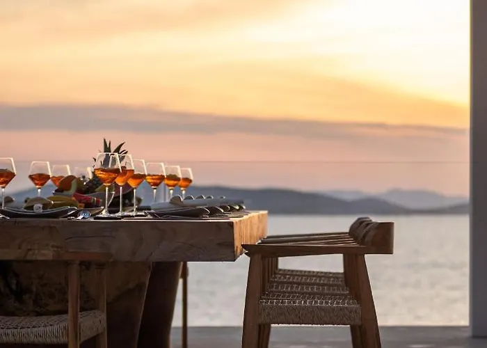 Santa Esmeralda Mykonos *